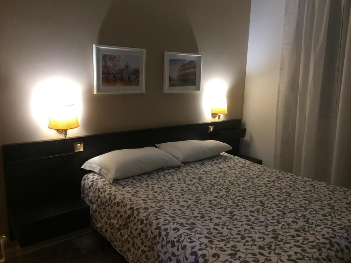La Dolce Vita Rome Чампино Екстериор снимка
