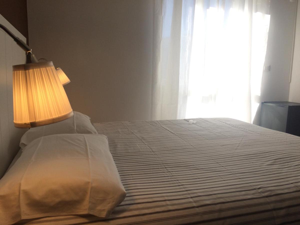 La Dolce Vita Rome Чампино Екстериор снимка